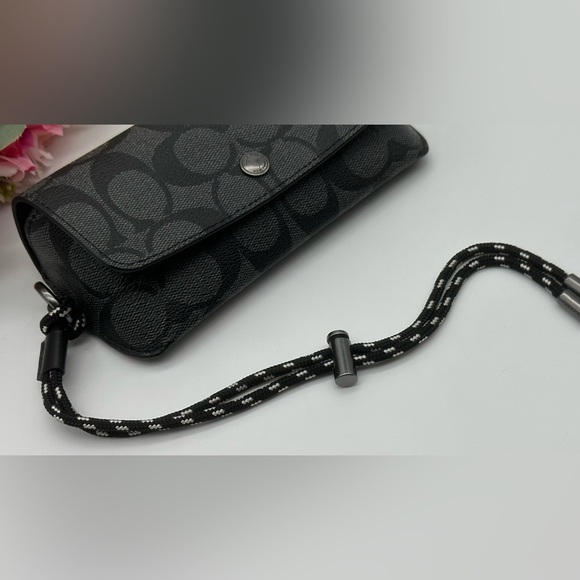 Coach Men’s Sunglass Case In Signature Case - Picture 4 of 13